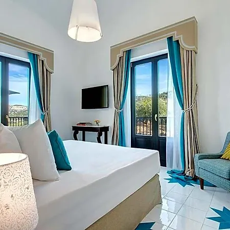 Anna Belle Elegant Agriresort منتجع سورينتو
